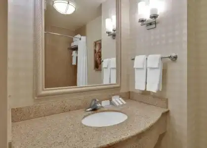 Hilton Garden Inn San Diego Del Mar - 63