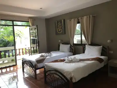 Tropical Palm Resort. - 5