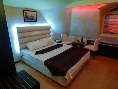 Timya - 18