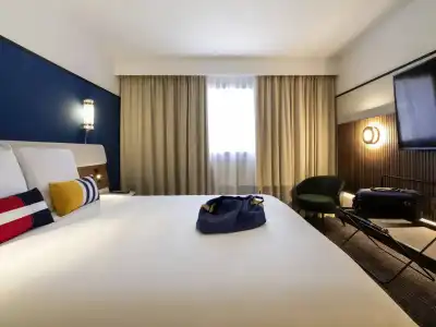 Mercure Caen Centre Port de Plaisance - 53