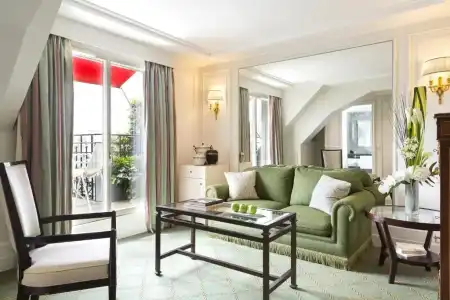 Hôtel San Régis - 84