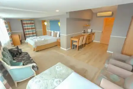 Tashkonak Studio Suites - 4