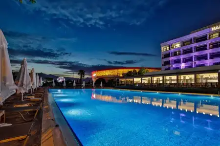 Nashira City Resort - 37