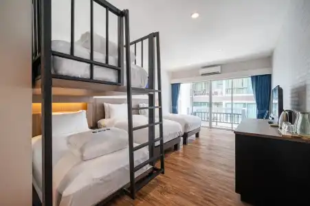Kokotel Pattaya South Beach - 57