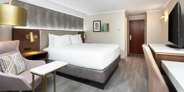 Crowne Plaza TORONTO AIRPORT by IHG - 3