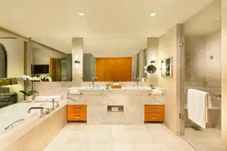 The Ritz-Carlton Executive Residences - 64