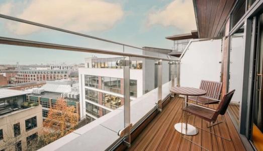 Radisson Blu Royal, - 42