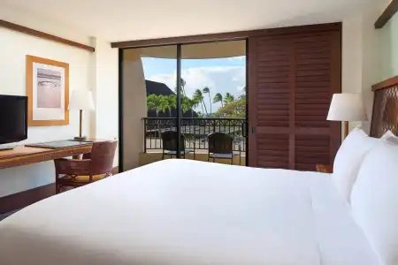 Royal Lahaina Resort & Bungalows - 39
