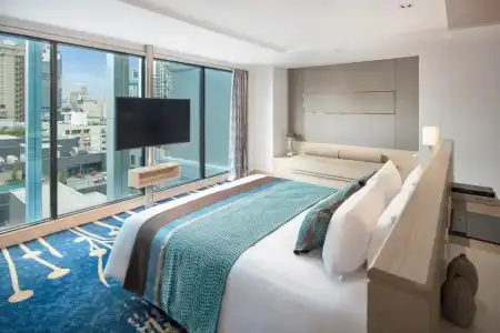 Solitaire Bangkok Sukhumvit 11 - 64