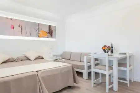 Alcudia Beach Apartments - 4