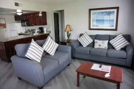 Parc Corniche Condominium Suites - 107