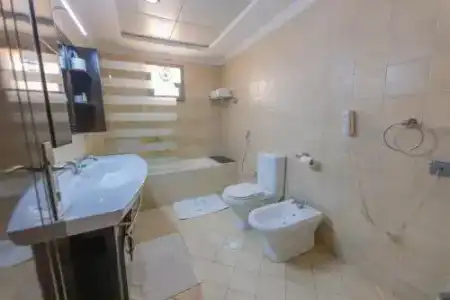 Ewan Ajman Suites - 42