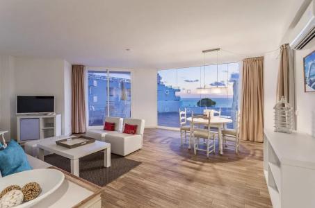 FERGUS Style Cala Blanca Suites - 64