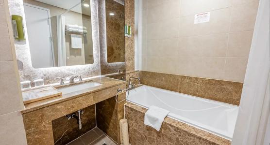 Centum Converntion - 80