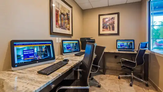 Best Western Naples Plaza - 20
