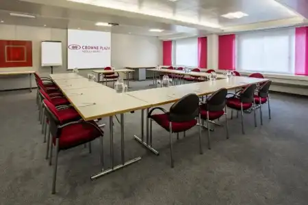 Crowne Plaza Zürich by IHG - 38