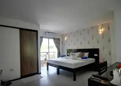 Crown Beach Maldives - 27