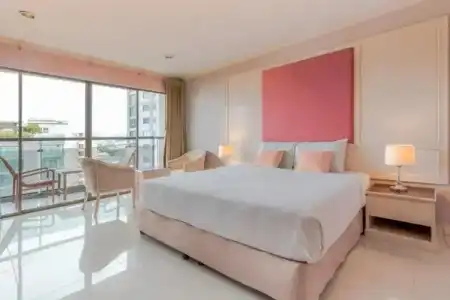 Mike Beach Resort Pattaya - 39