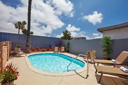 SureStay by Best Western San Diego Pacific Beach - 16