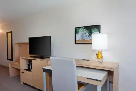 Holiday Inn Los Angeles - LAX Airport by IHG - 29