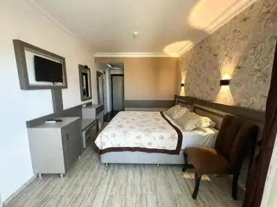 Club Monte Carlo - 6