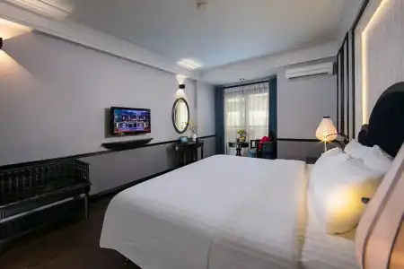 La Beaute Boutique & Spa - 38