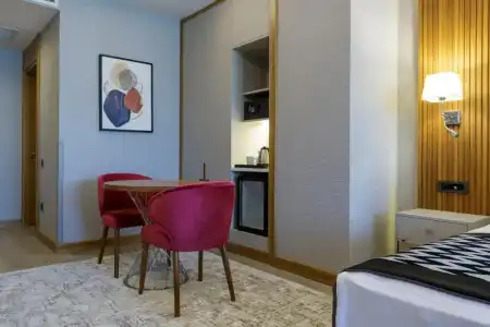Ramada & Suites by Wyndham Istanbul Sisli - 73