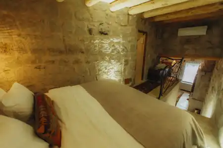 Doda Artisanal Cave +14 adults only - 17