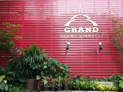 Grand Pinnacle - 0