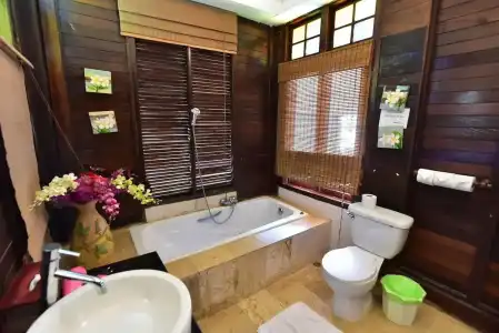 Koh Ngai Thanya Beach Resort - 14