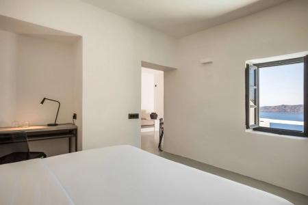 Sun Rocks Boutique | Caldera View Suites & Sunset Dining Experience - 96