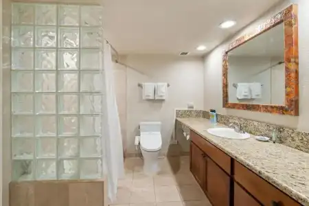 Luana Waikiki & Suites - 15