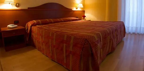 Unico Serrone Palace - 15