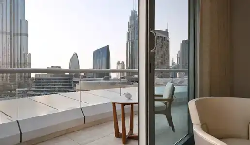 Address Downtown - 120