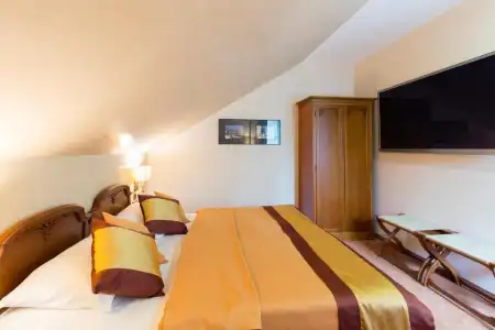 Sacher Baden - 38