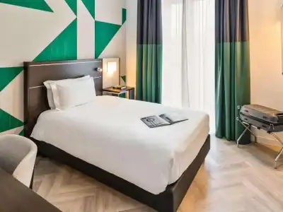 Mercure Napoli Centro Angioino - 2