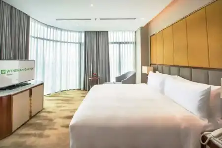 Wyndham Garden - 37