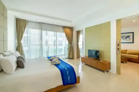 Royal Beach View Suites - 23