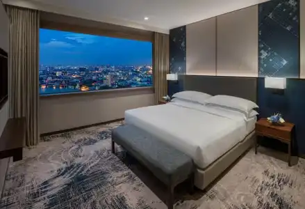 Millennium Hilton Bangkok - 49