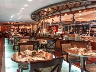 Swissôtel Al Murooj - 8