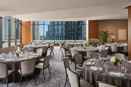 The Ritz-Carlton, Chicago - 10