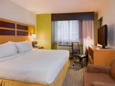 Holiday Inn Express - Times Square, an IHG - 45