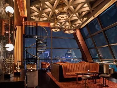 Rosewood Bangkok - 15