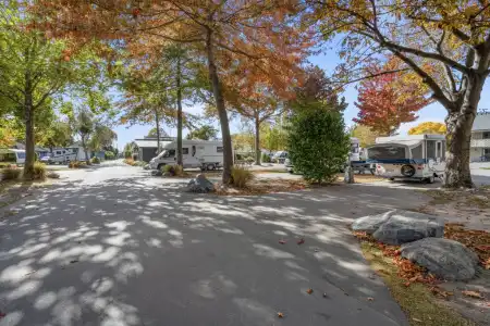 Christchurch Top 10 Holiday Park - 175