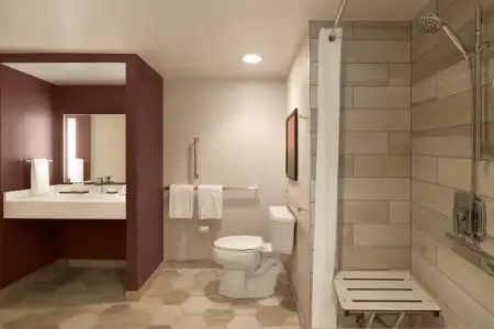 Embassy Suites by Hilton Phoenix Downtown North - 56