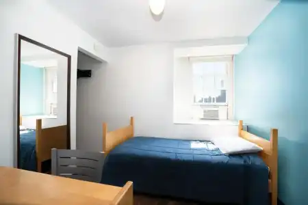West Side YMCA Hostel - 7