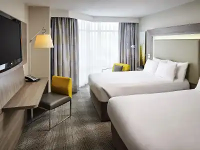 Novotel Toronto North York - 35