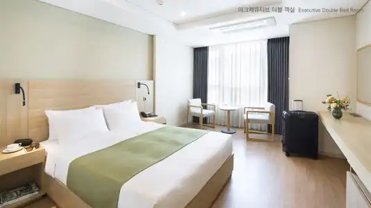 Crown Harbor Busan - 33