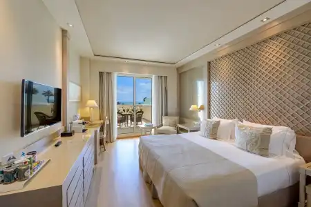 Las Arenas Balneario Resort - 27