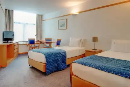VIP Executive Eden Aparthotel - 54